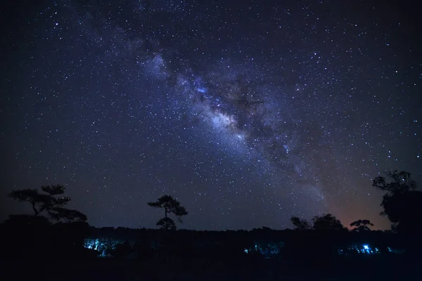 Tejút: phu hin rong kla nemzeti park, phitsanulok, Thaiföld — Stock Fotó