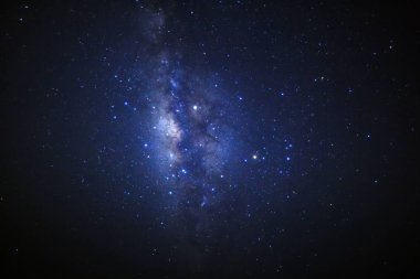 Samanyolu. Uzun pozlama fotoğraf. Tahıl ile