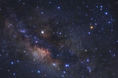 Samanyolu yıldız ve boşluk toz evrende, uzun