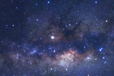 Samanyolu yıldız ve boşluk toz evrende, uzun