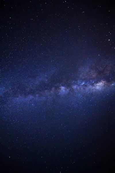 宇宙の星や宇宙塵を持つ天の川銀河 — ストック写真