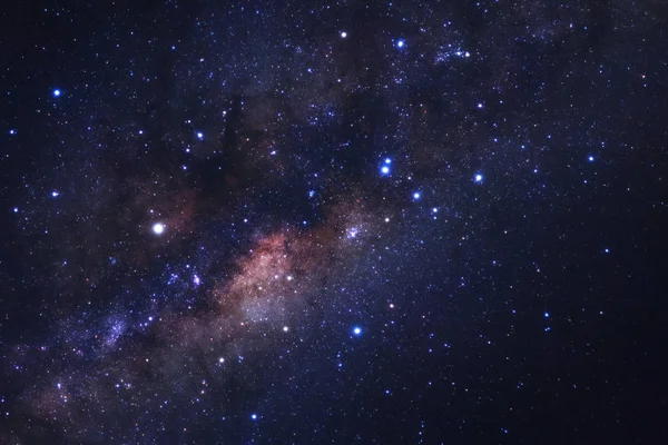 Nahaufnahme einer Milchstraßengalaxie mit Sternen und Weltraumstaub in der Sonne — Stockfoto