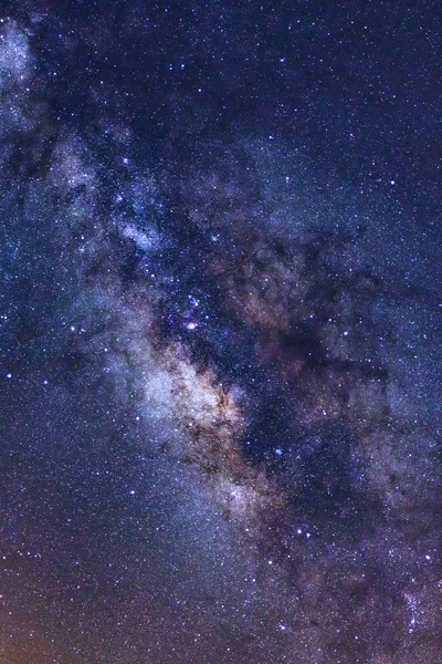 Via Láctea galáxia com estrelas e poeira espacial no universo — Fotografia de Stock