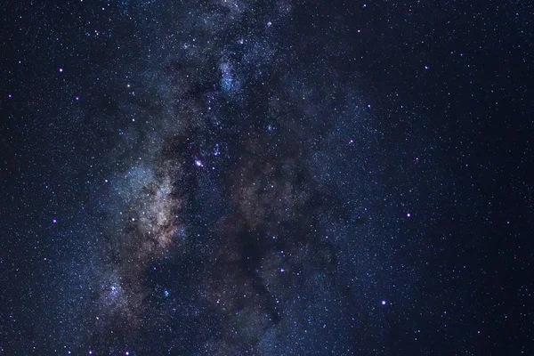 Cielo stellato notturno, galassia della Via Lattea con stelle e polvere spaziale — Foto Stock