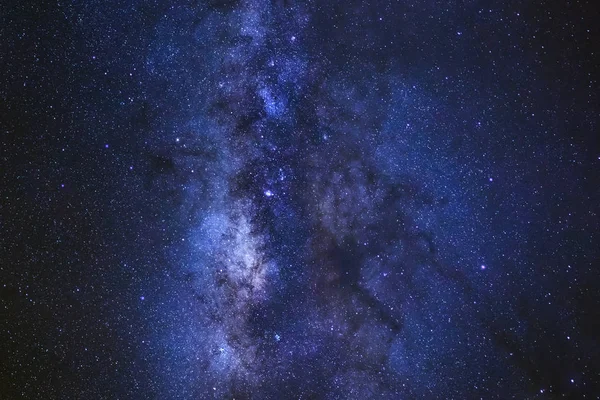 Close-up de galáxia maneira claramente leitoso com estrelas e poeira espacial i — Fotografia de Stock