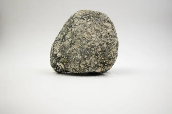 Μικρός Βράχος Απομονωμένος Λευκό Φόντο Βότσαλα Θαλάσσια Πετρώματα Γεωλογικά — Φωτογραφία Αρχείου