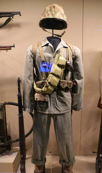 New Orleans, Louisiana, U.S.A - February 5, 2020 - U.S Marine uniform during World War 2 — Stock Photo, Image