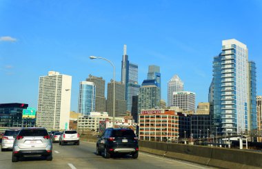 Philadelphia, Pennsylvania, U.S.A - February 9, 2020 - The view of the traffic on Schuylkill Expressway into the city during the day