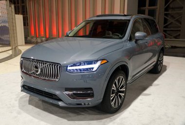 Philadelphia, Pennsylvania, ABD - 10 Şubat 2020 Volvo Xc90 T6 SUv 'un gri rengi
