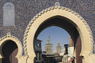 Fes, Fas 'taki mavi kapı. Tipik Afrika ve Fas geçidi. Dünya mirası..