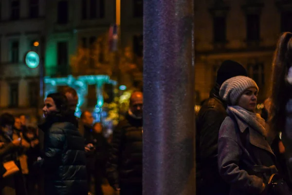 Los checos celebran la libertad marchando por la democracia en el aniversario de la Revolución de Terciopelo — Foto de Stock