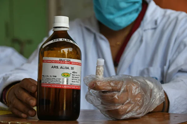 Burdwan Westbengalen Indien 2020 Das Homöopathische Medikament Arsenicum Album Wird — Stockfoto