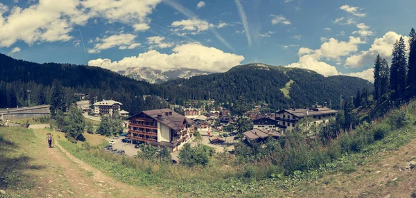 Madonna di Campiglio. — Stockfoto