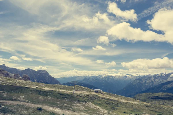 Skigebiet im Sommer. — Stockfoto