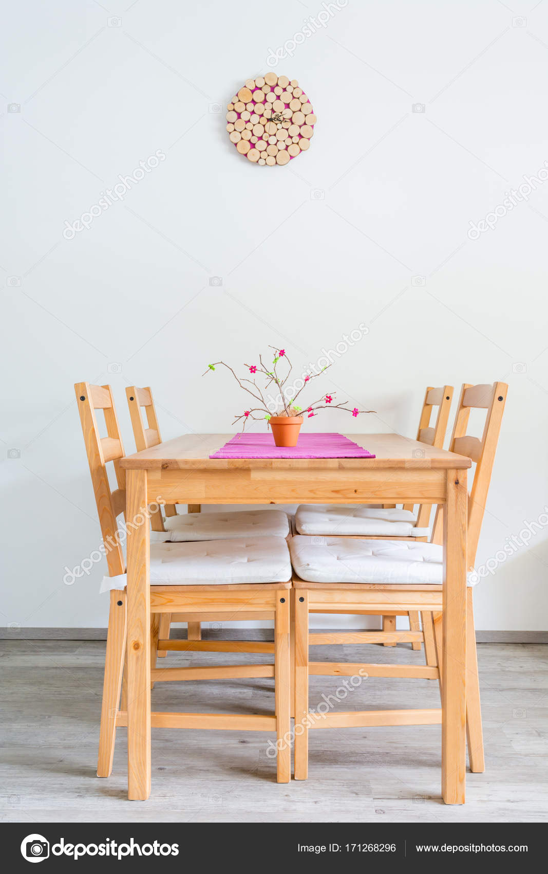 Mesa de comedor minimalista — Fotos de Stock © anze.bizjan #171268296 Mesa de comedor minimalista — Fotos de Stock © anze.bizjan #171268296