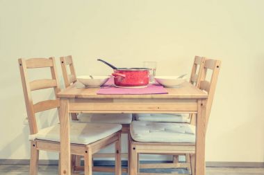 Minimalist yemek tablo.