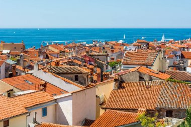 Akdeniz kıyı kasaba.