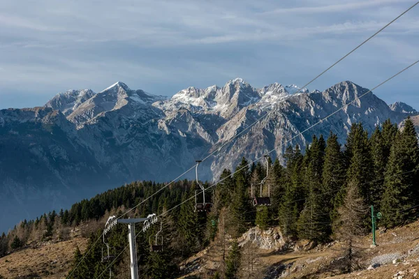 Vista de montanha idílica de Velika Planina . — Fotografia de Stock