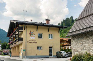 Muhlback am Hochkoenig, Avusturya - 26 Temmuz 2019 'da Alp dağı köyü, Muhlback am Hochkoenig, Avusturya