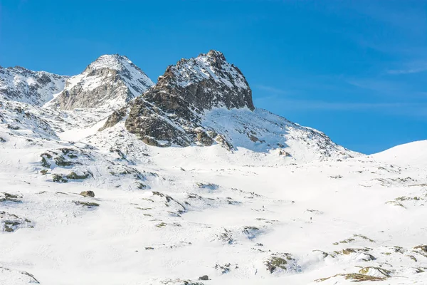 Nádherné zimní horské panorama vysoko v rakouských Alpách. — Stock fotografie