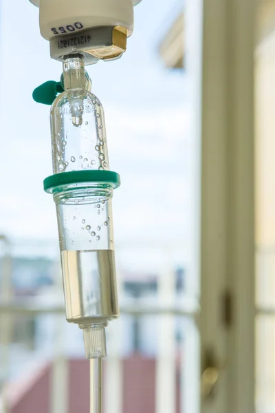 Dripping of IV solution, Intravenous therapy for patient in hospital. — Stock Photo, Image