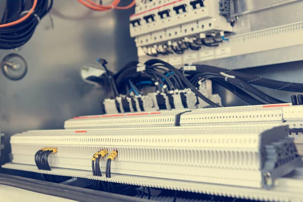 Detail of electric cubicle with connector strips. — Stock Photo, Image