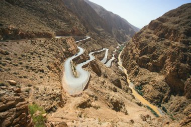 Dades Gorge Vadisi serpantin yol