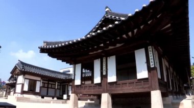 Namsangol Hanok Maeul köy evleri