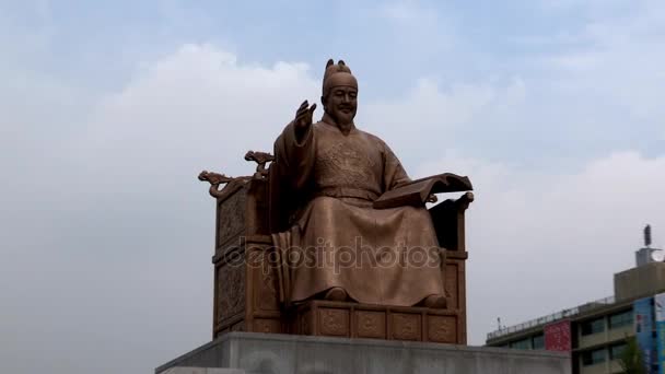 Статуя короля Sejong великий — стокове відео