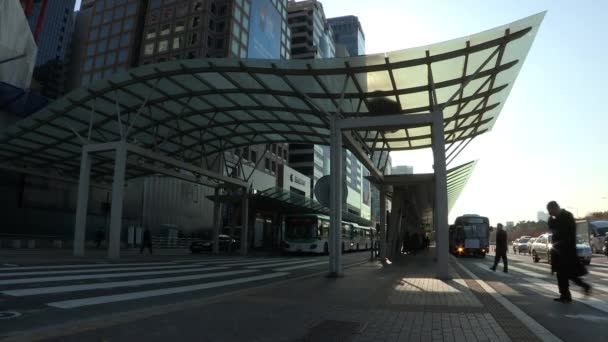 Moderne busstation in Yeouido — Stockvideo