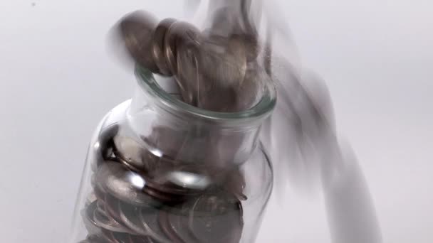 硬币落在玻璃瓶上 经营理念 — 图库视频影像