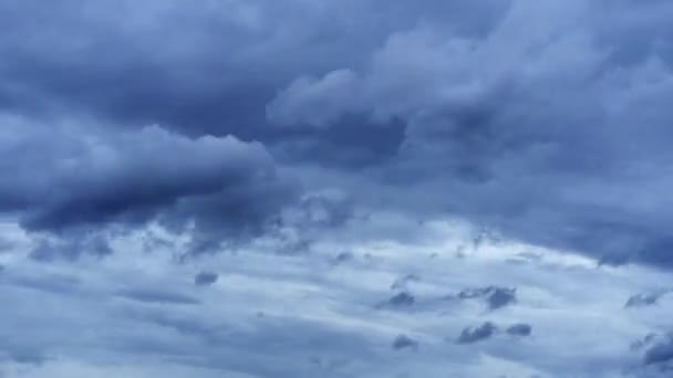 Облачный ландшафт провинции Кёнгидо — стоковое видео