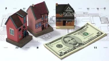 plan, Ekonomi ve iş kavramı üzerinde para yığını 