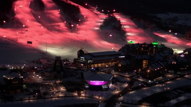 Νυχτερινή Άποψη Του Χιονοδρομικού Συγκρότημα Pyeongchang Όπλο Κορέα — Αρχείο Βίντεο