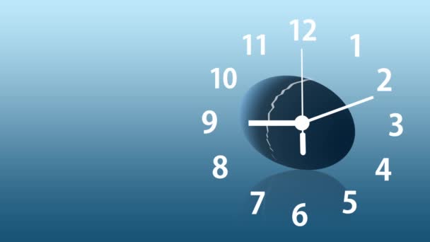 Χρόνος Έννοια Της Ρολόι Λειτουργεί Σπασμένο Αυγό Ντεγκραντέ Μπλε Φόντο — Αρχείο Βίντεο