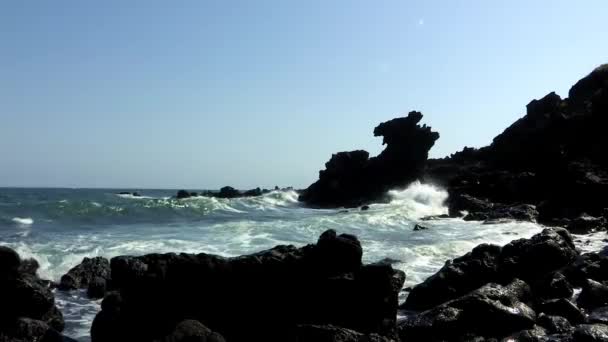 Yongduam skała wyspa Czedżu — Wideo stockowe