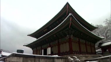 Kışın Seul geleneksel Kore Palace alace