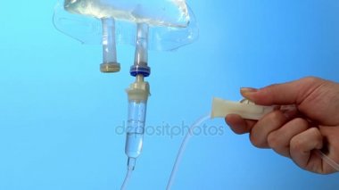 intravenöz sıvı damlayan ile sayaç bırak 