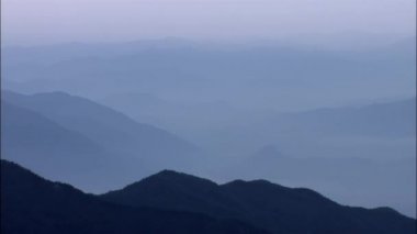 mavi dağ görünümünde dusk, Gongju-si, Chungcheongnam-do, Kore