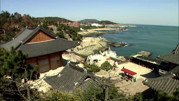 Légi Felvétel Házak Hagyományos Koreai Építész Stílusban Tenger Háttérben — Stock videók