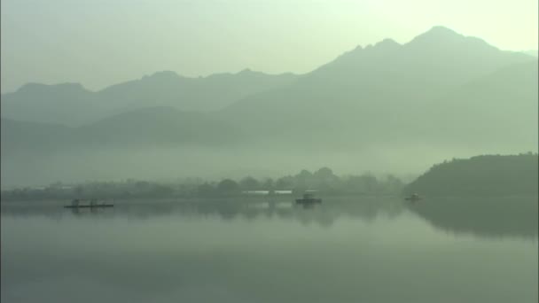 Reflexão Cênica Lago Montanhas Gongju Chungcheongnam Coréia — Vídeo de Stock