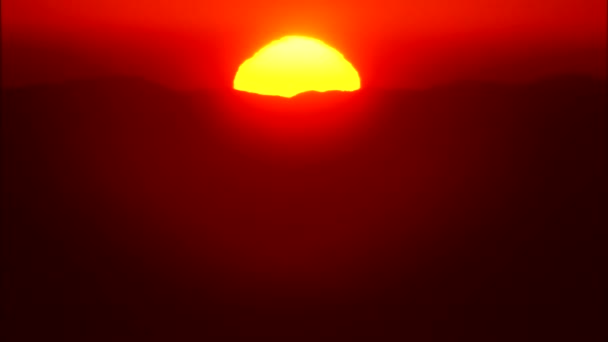 Increíble amanecer naranja — Vídeo de stock