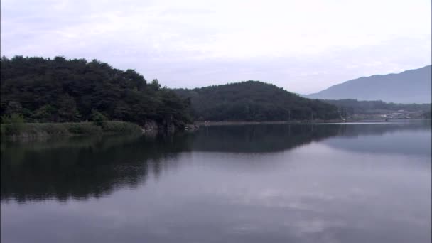 Festői Kilátással Tóra Hegyekre Koreai Gyeongju Gyeongbuk Korea — Stock videók