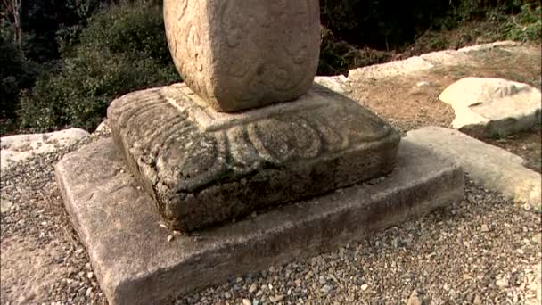 Eski Mezar Taşı Tarihleri Gangwon Kore Görüntülemek — Stok video