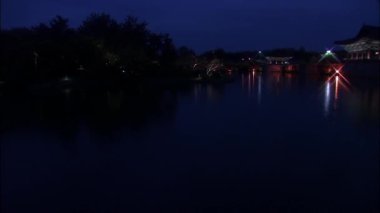Anapji gölet geleneksel eski binalar