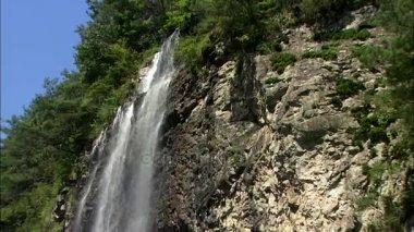 soğuk büyük şelale  