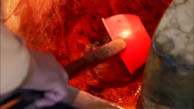 su su İlkbahardan kadar scooping adam