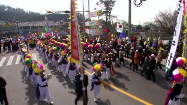 Människor firar koreanska Choo-suk holiday — Stockvideo