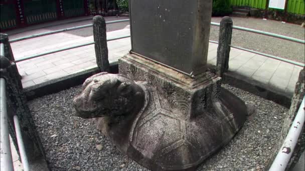Estatua de lápida oriental — Vídeo de stock