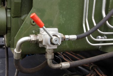 Hidrolik borular be fitingler